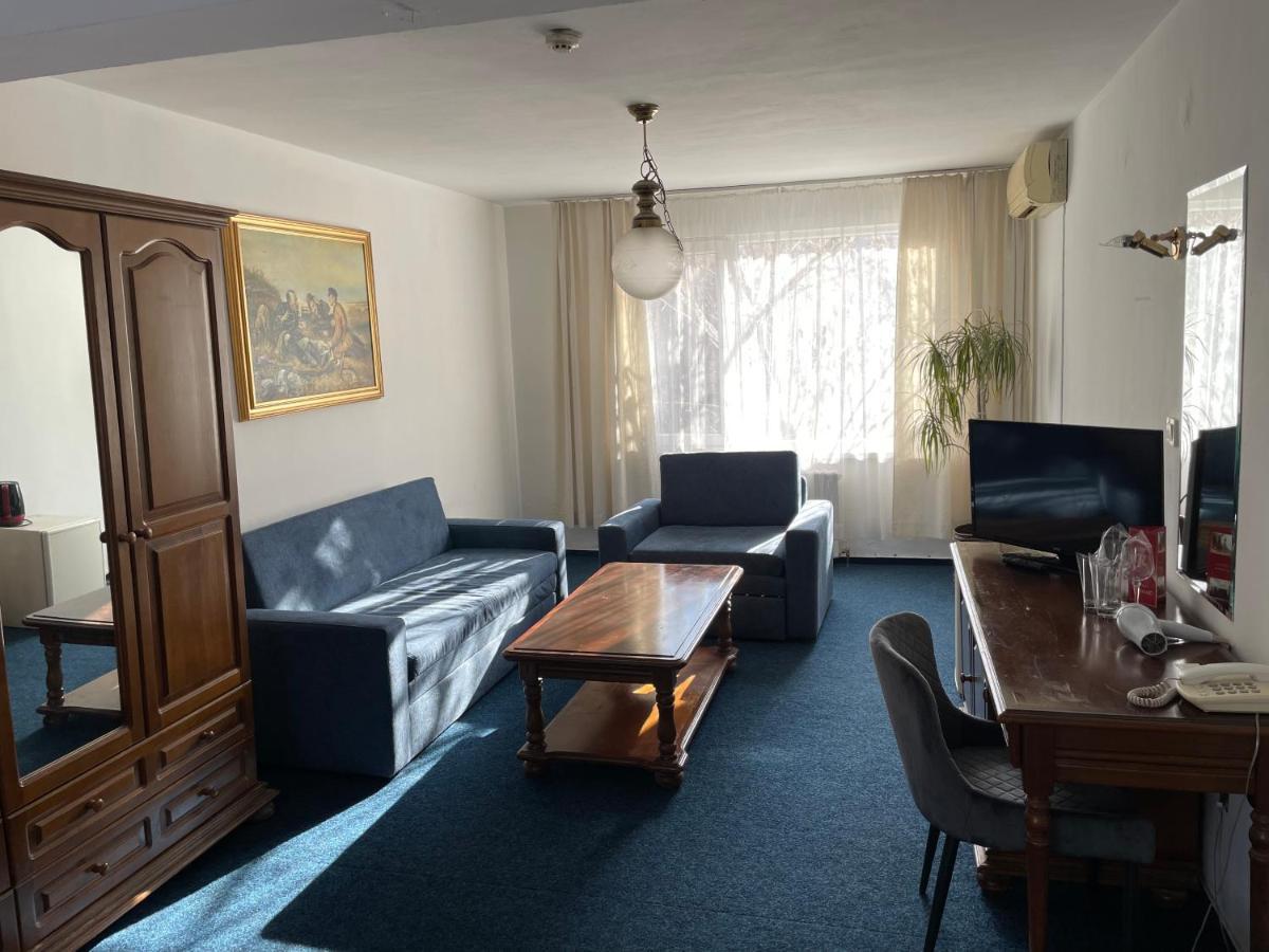 Hotel Rotasar Sofia Bagian luar foto