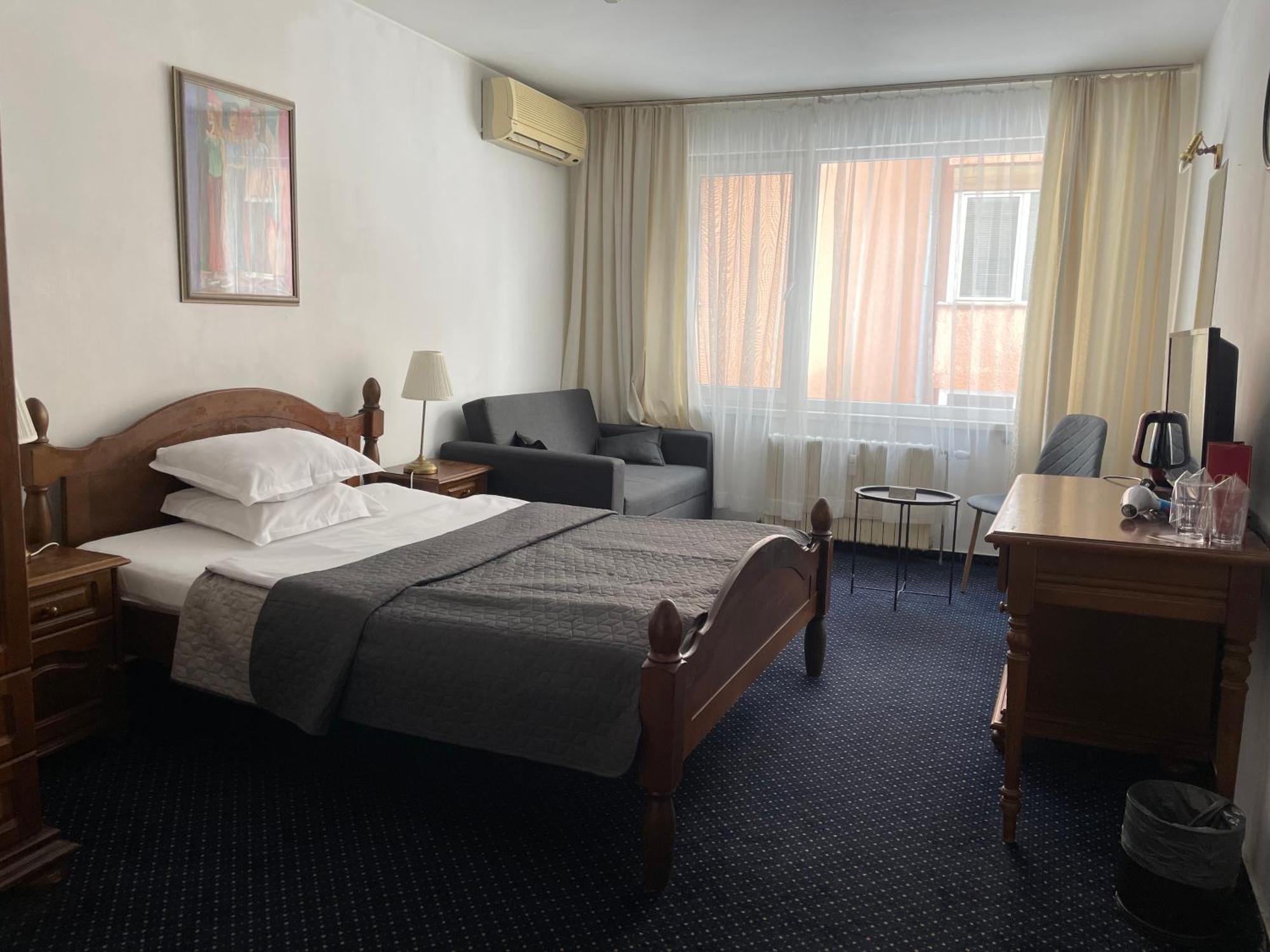 Hotel Rotasar Sofia Bagian luar foto